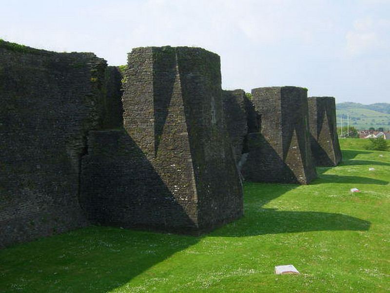 14 Castle walls
