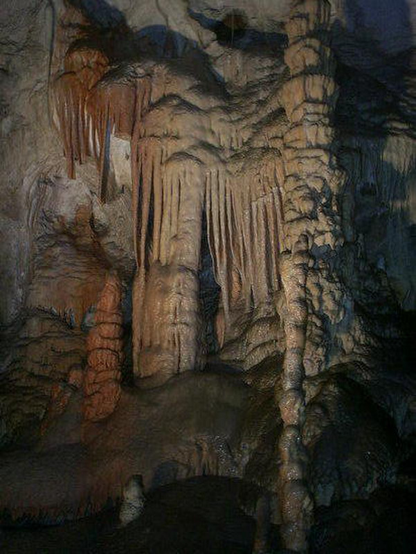 03 Cave