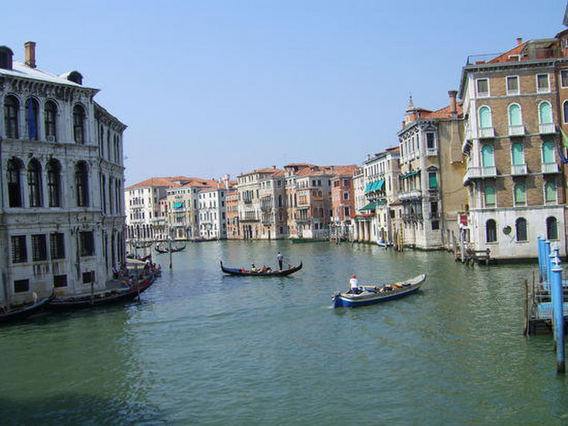 12 Grand Canal