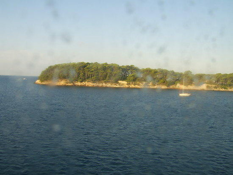 02 Island