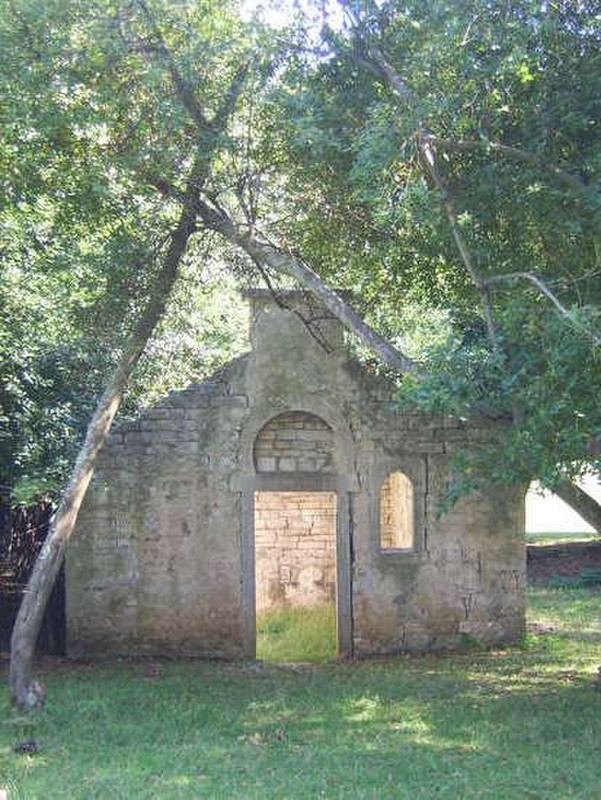 19 Church ruins