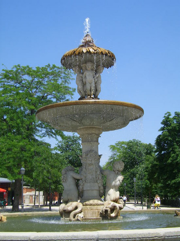 15 Fountain