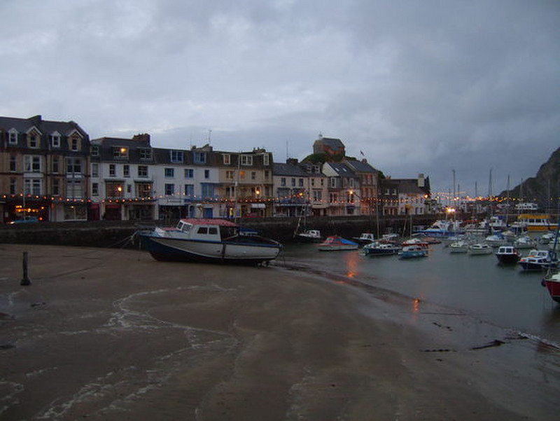16 Ilfracombe by night