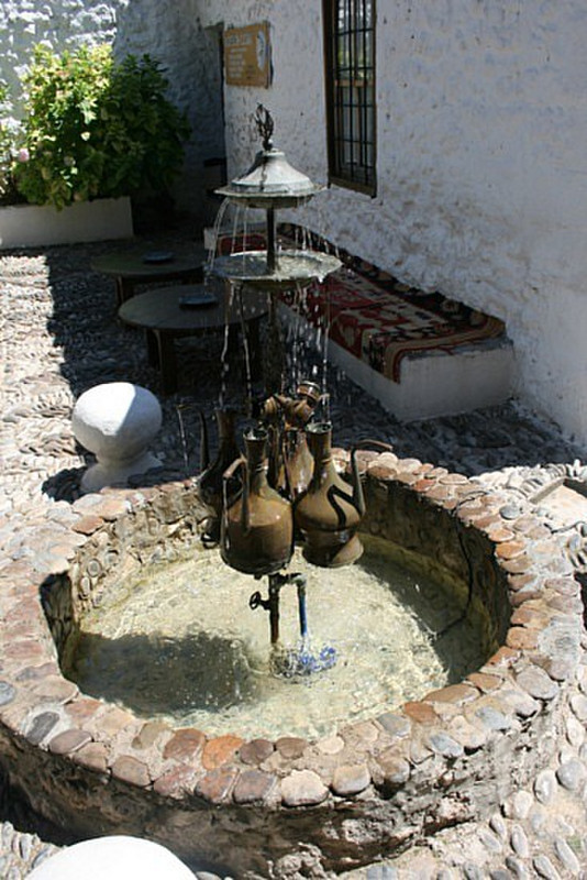 14 Fountain 