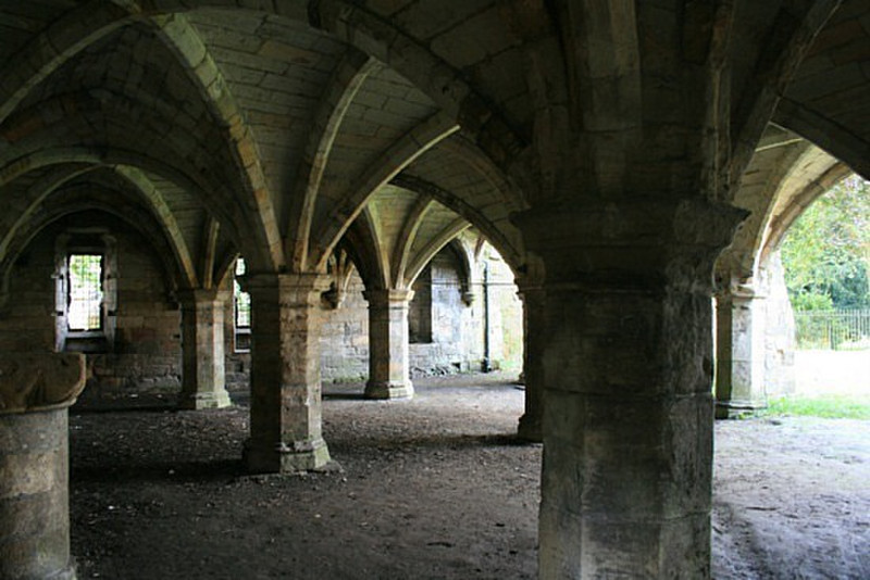 08 Vaulted crypt