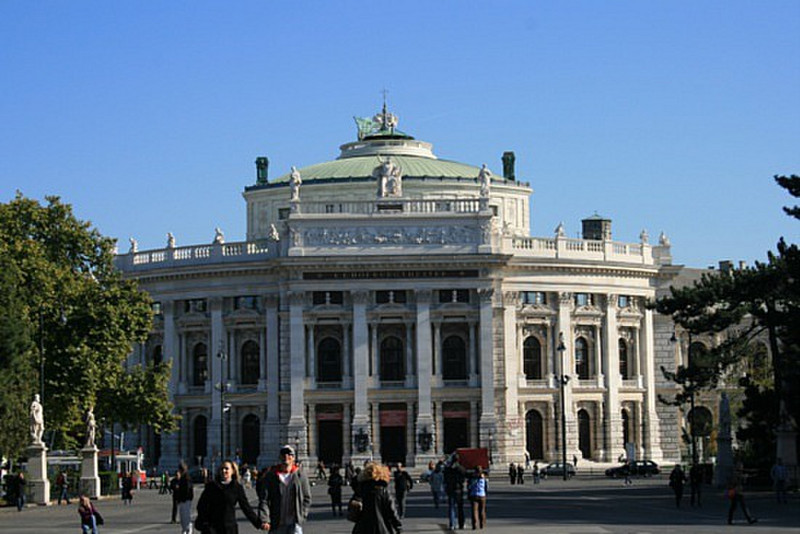 04 Opera House