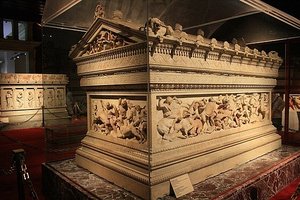35 Alexander Sarcophagus 