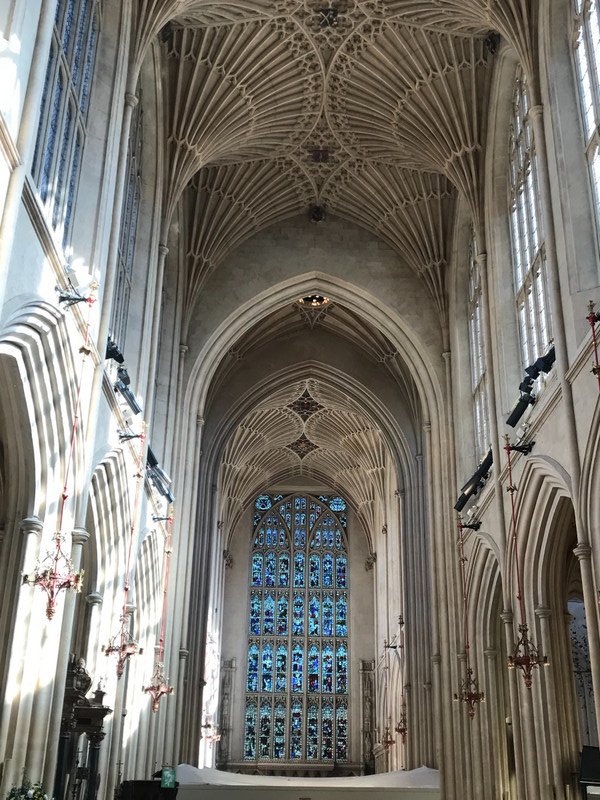 Inside Bath Abbey 