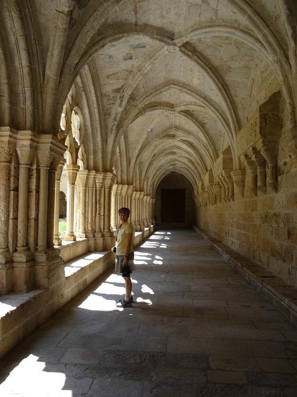 Cloister within Monastery of Santa Maria