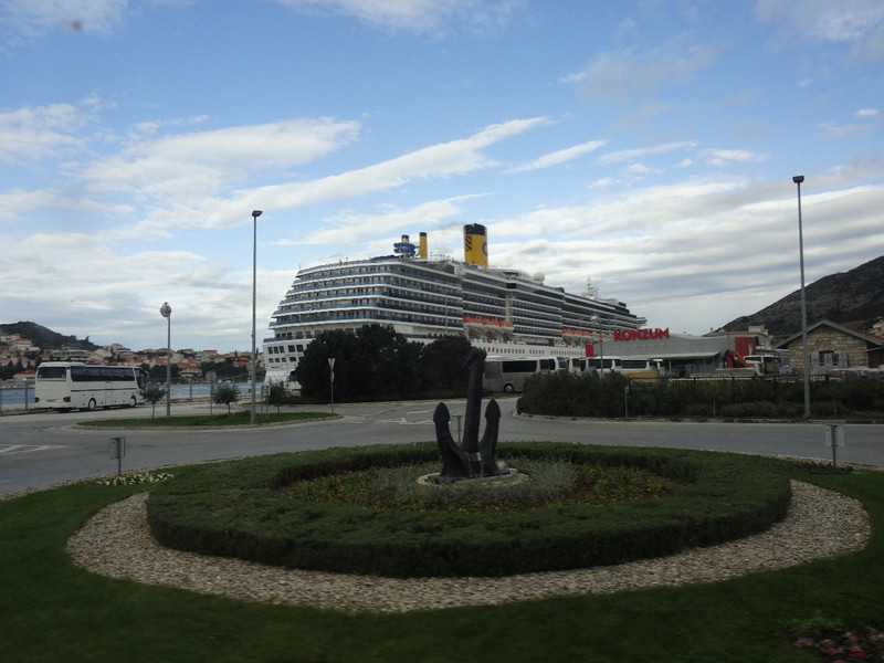 First Cruise Ship in Dubrovnik for 2016
