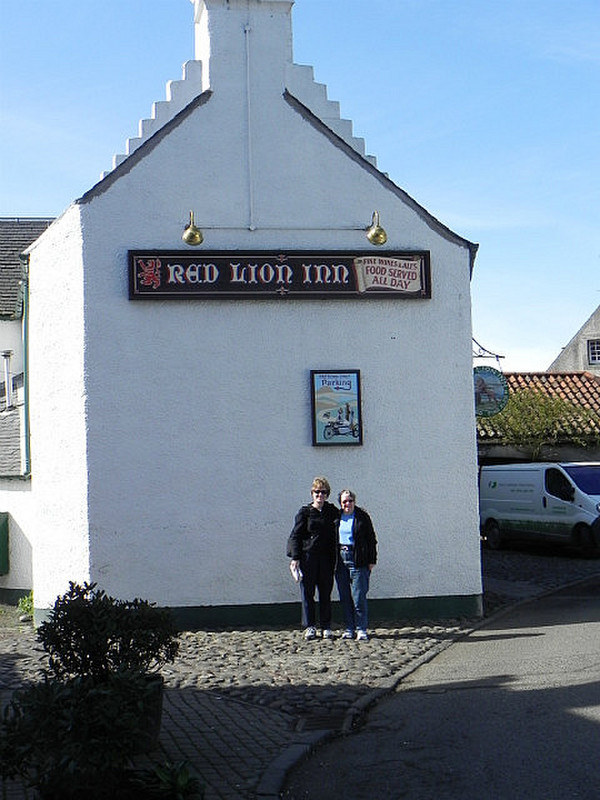 Red Lion Inn in Kincross