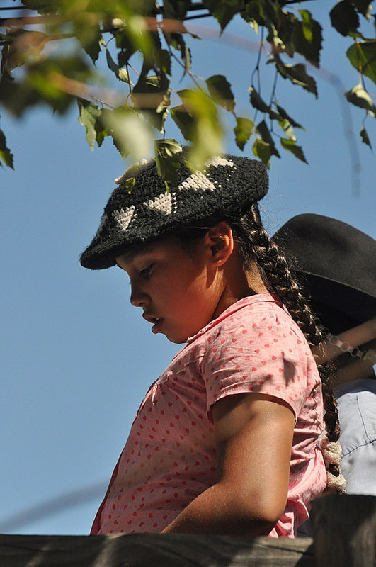 Even young girls wear the gaucho hat