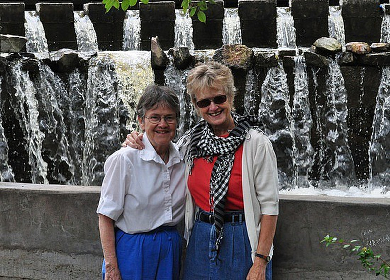 Karen &amp; Inga love the water park