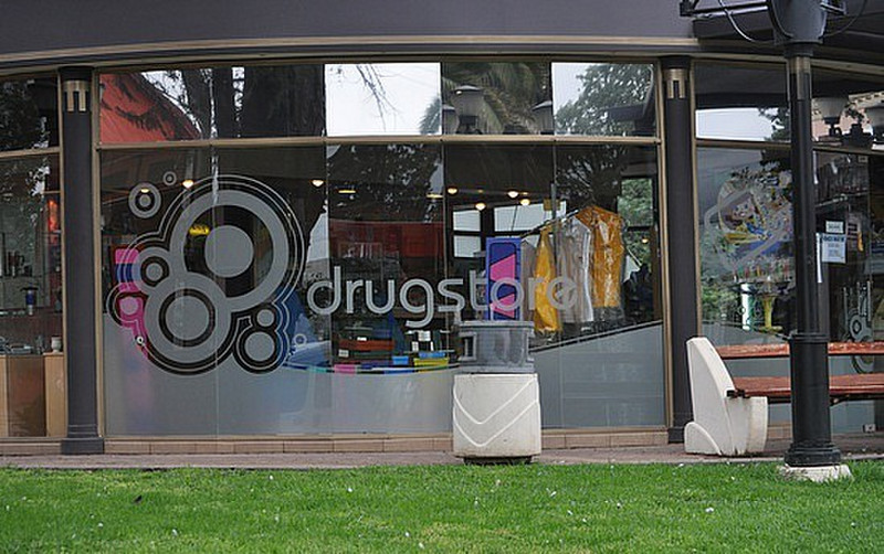Drugstore--Argentine style