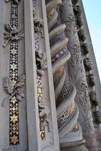 Orvieto Duomo, details of the facade
