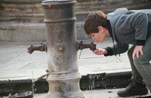 Roman water fountains