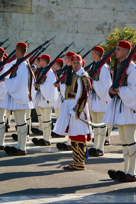 syntagma-square-the-benefits-of-being-an-officer-photo