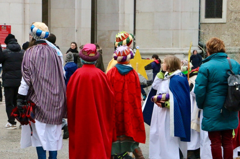 The children dressed for the Epiphany
