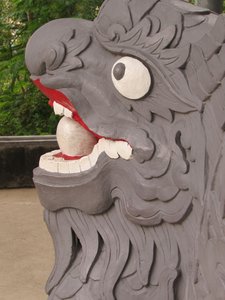 Dragon by the temple