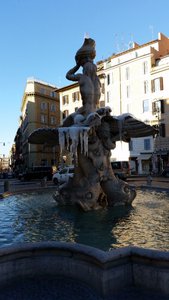 Triton fountain with ice!!!