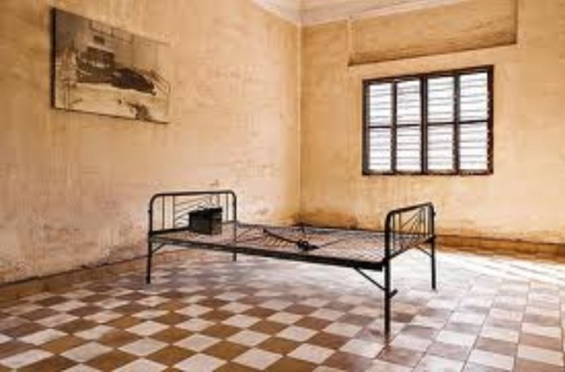 Torture chamber, Tuol Sleng
