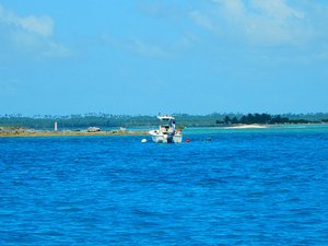 Pelican Cay Land &amp; Sea Park has dinghy moorings..