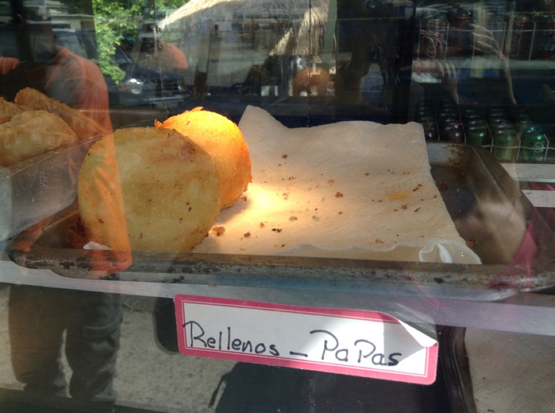 Rellenos de Papas (stuffed potato balls)