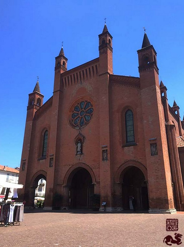 Alba -Church
