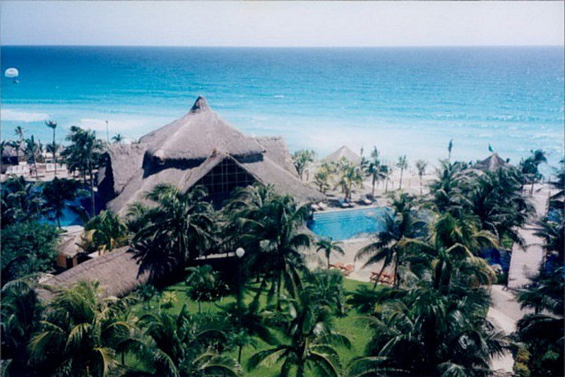 Cancun Oasis