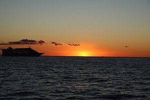 Waikiki Cateraman Cruise - Last Night