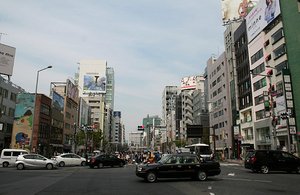 Walking from Shinjuku to Tokyo Tower