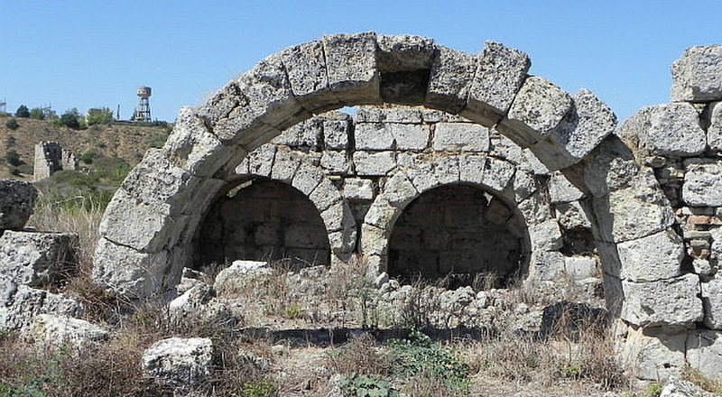 Perge - stone arches