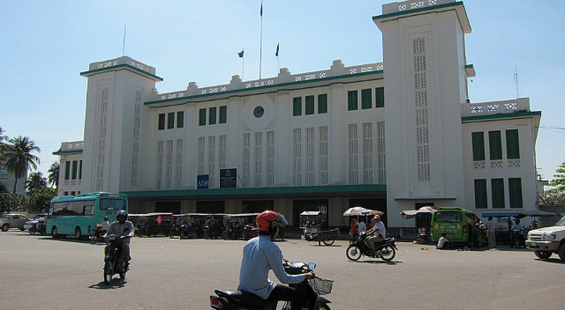 Bahnhof Phnom Penh ....