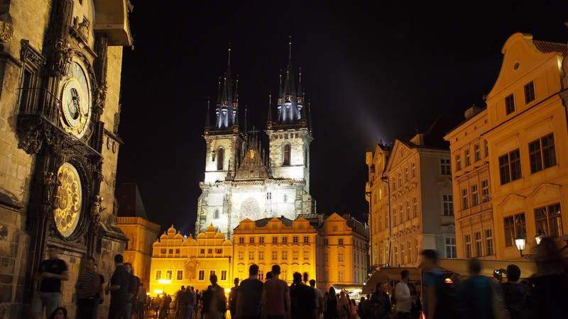 Prag in der Nacht