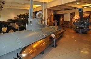 Mini submarine