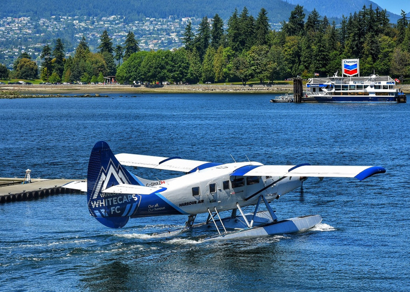 Float plane taking off.  I want to be on it...
