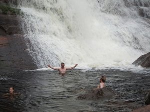 Helge dusjer i Angel Falls
