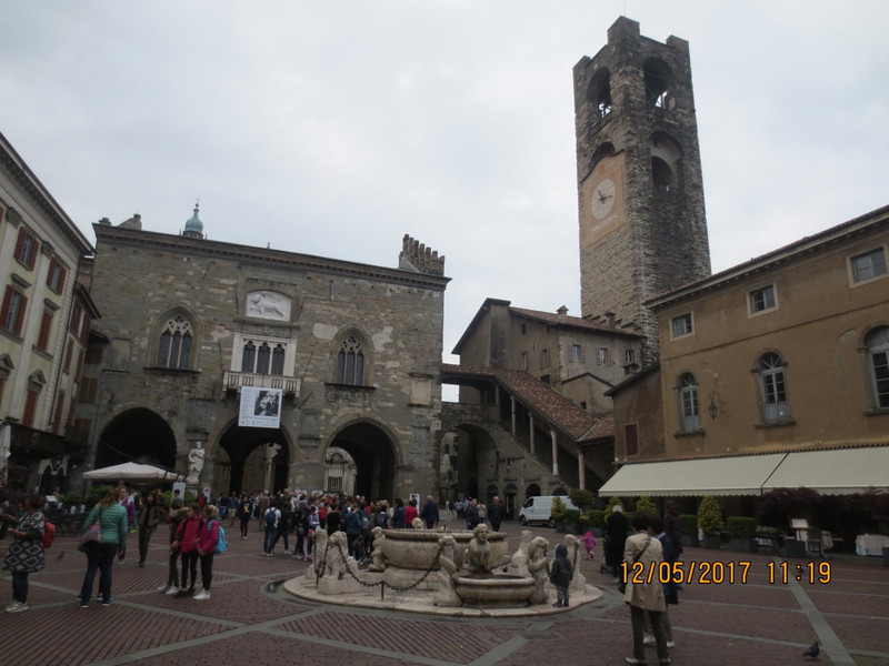 Bergamo Piazza