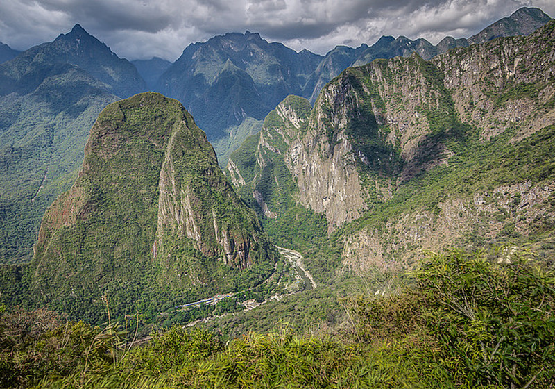 River valley, Aguas Calientes and the train below
