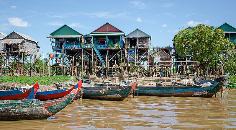 Kampong Phluk - village raised to survive flooding