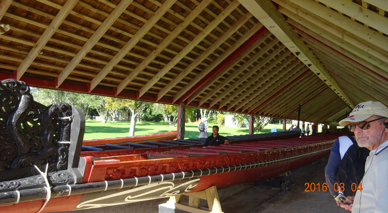 War Canoe on the Waitangi Treaty House Grounds