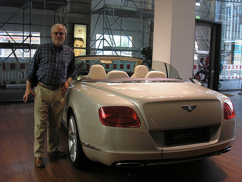 Berlin Bentley Dealership