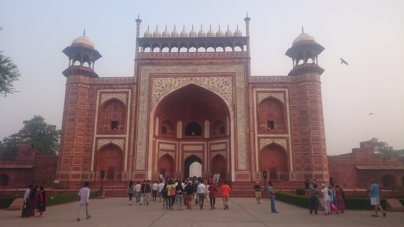 The GATE to the Taj Mahal!