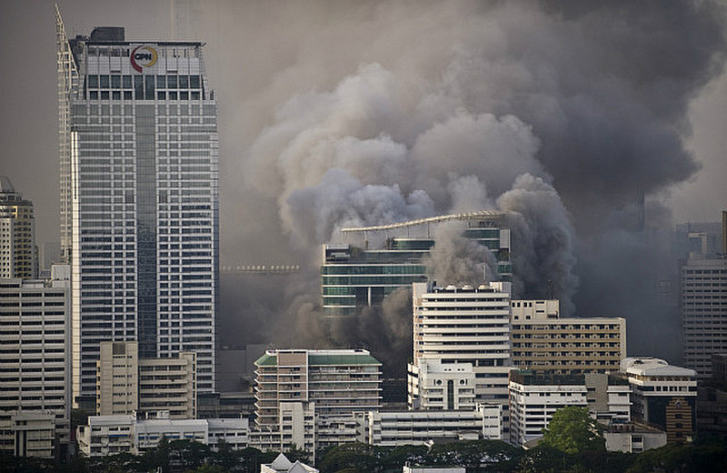 19 May (7)  - Bangkok burns
