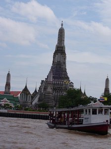 &#39;Temple of Dawn&#39; (known as Wat Arun)