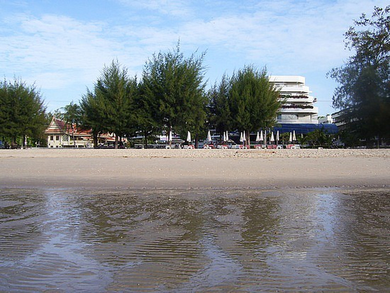 Cha Am beach