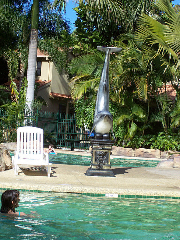 Ashmore Palms swimming pool