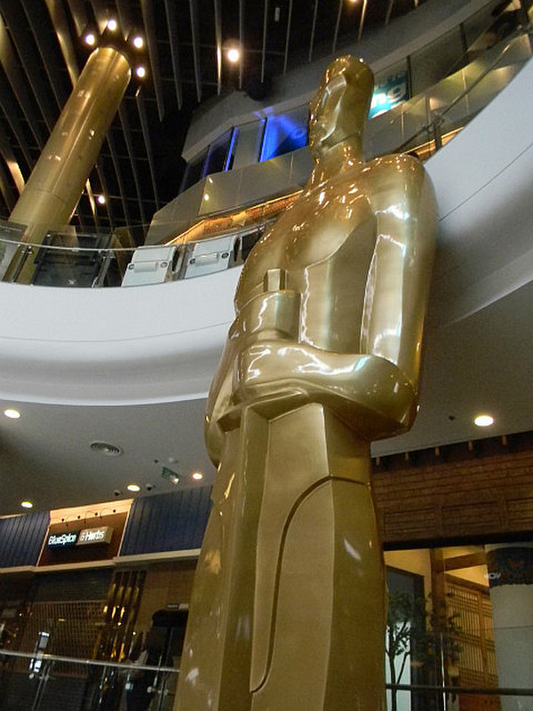 The Oscar statue was huge!!!