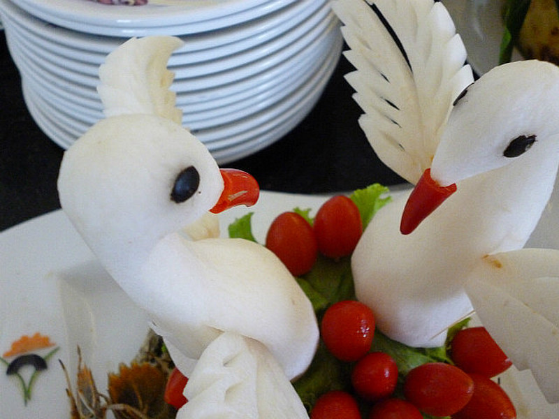 Beautiful swans decorated the breakfast table
