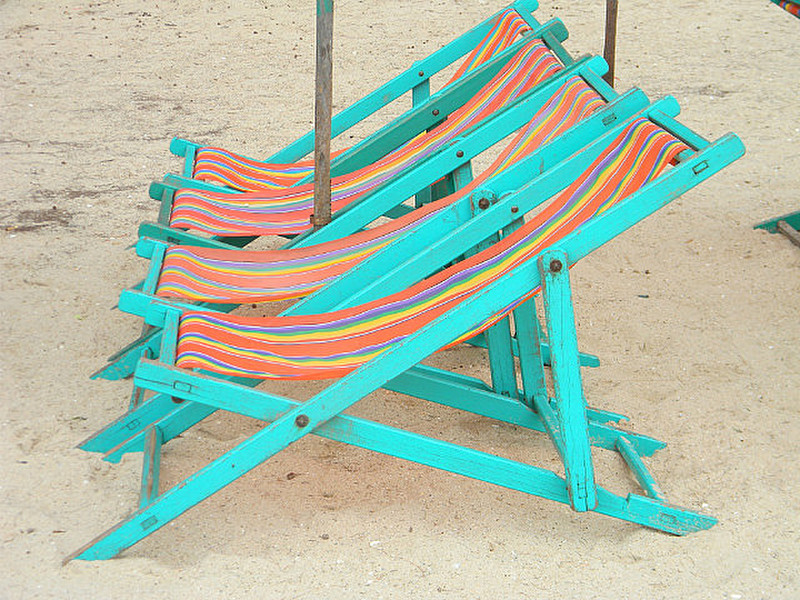 Comfy beach chairs